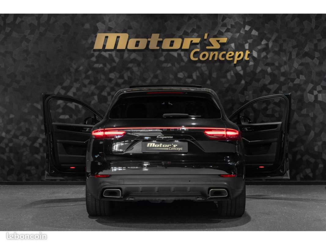 Porsche Cayenne E-Hybrid 462 CH / CHRONO Régulateur Adaptatif Toit ouvrant - panoramique Sièges c... (image 5)
