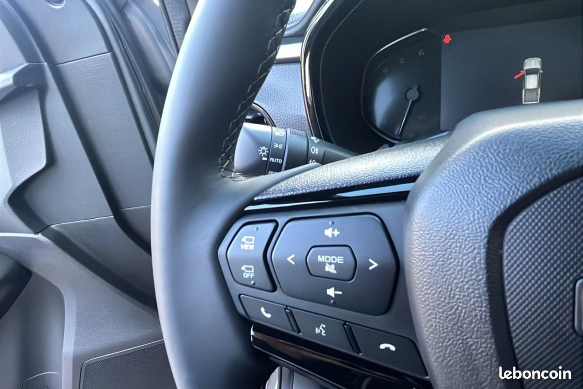 Isuzu D-max 2.2 TD 164 SPACE NITRO SPORT A/T8-8% (image 7)