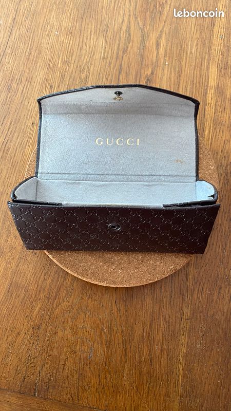 étui à lunettes de chez Gucci Accessoires Bagagerie