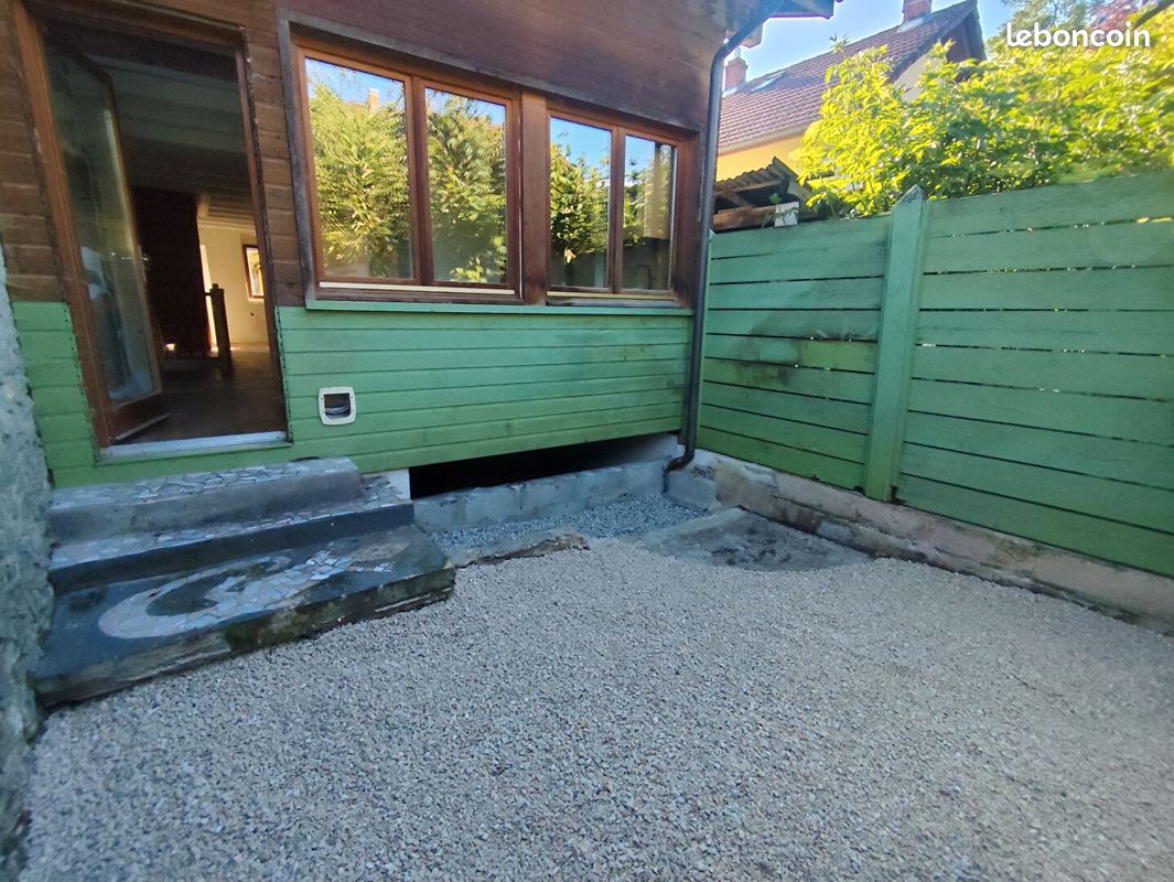 Maison 4 pièces 100 m² · à Bassy · 100 m² · 216 000 €