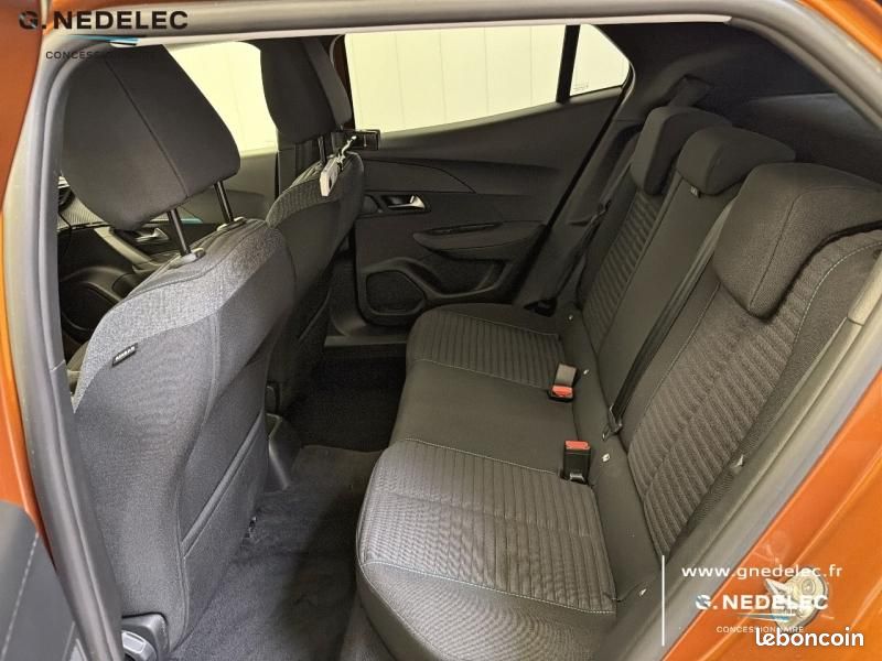 Peugeot 2008 1.2 100ch S&S Style (image 10)