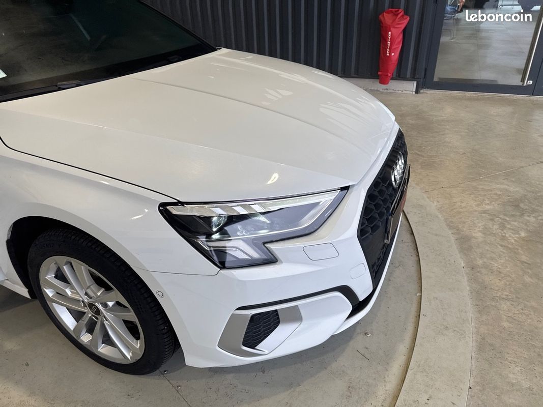 AUDI A3 Berline 30 TFSI Mild Hybrid 110 S tronic 7 Business Executive (image 21)