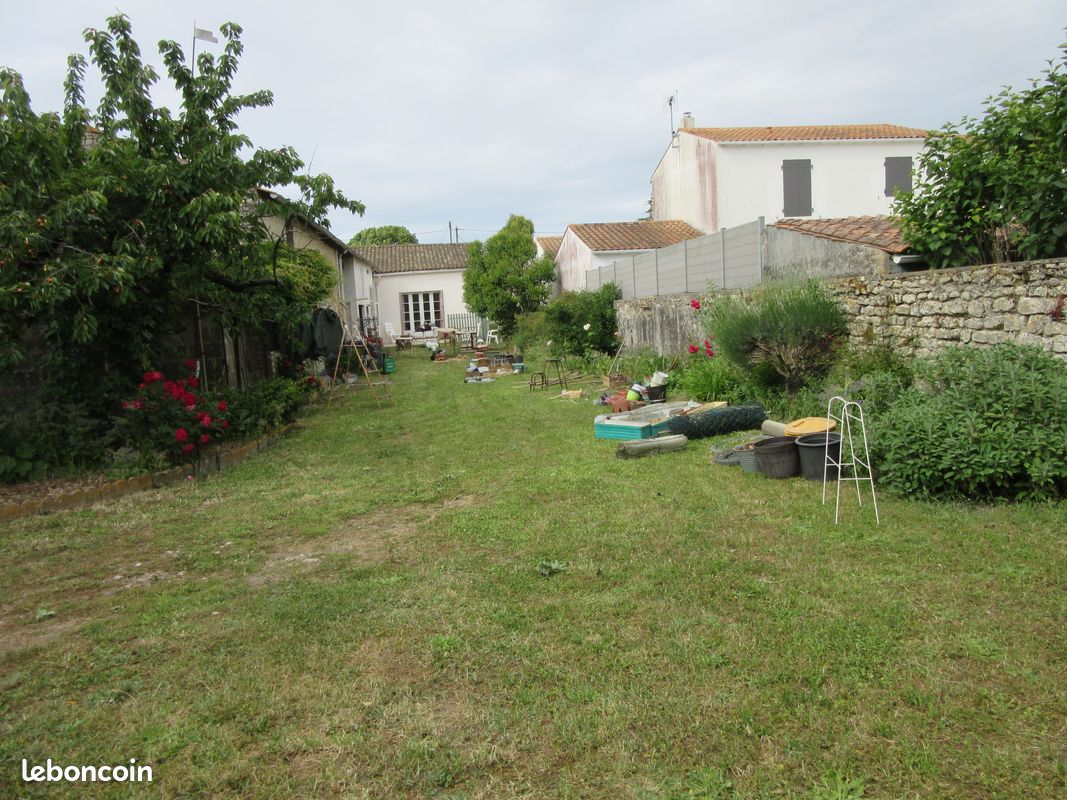 Maison 6 pièces 160 m² · à Nieul-sur-Mer · 160 m² · 295 000 €