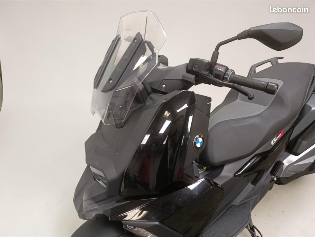 BMW C 400 X ACCIDENTE RSV 350 cm3 (image 10)