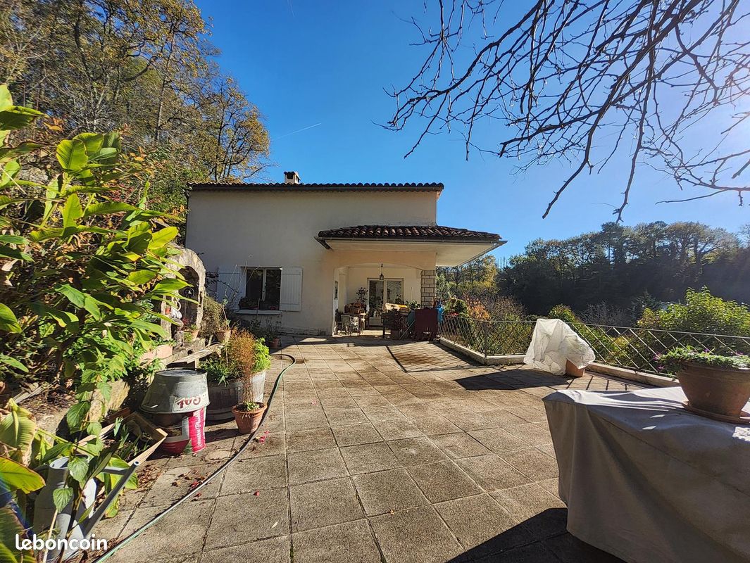 Maison 5 pièces 108 m² · à Tabanac · 108 m² · 338 445 €