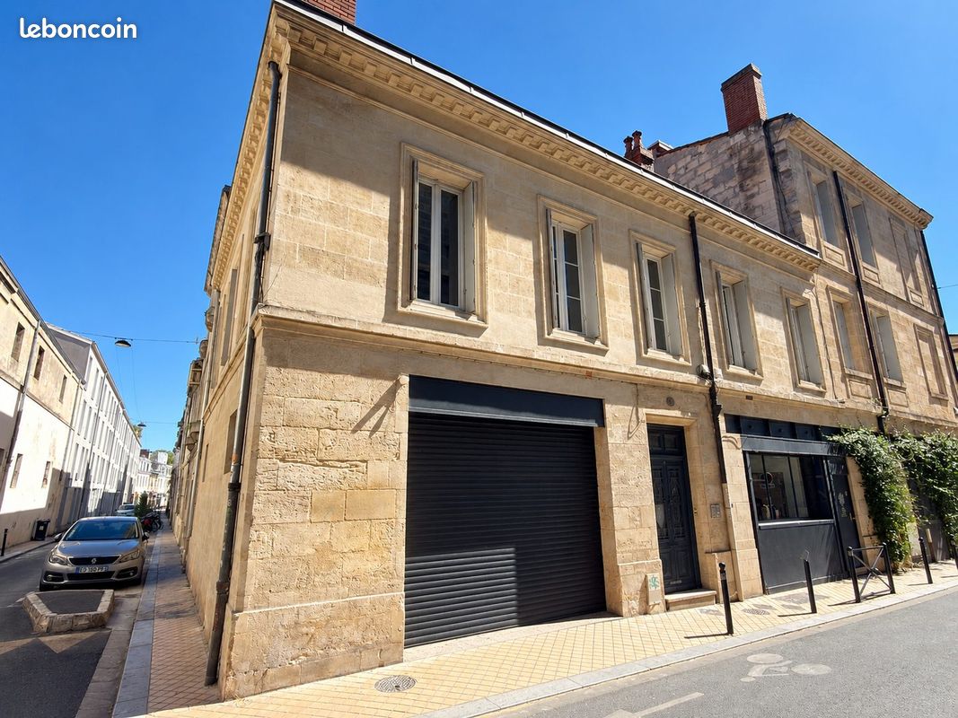 Appartement 3 pièces 57 m² · à Bordeaux · 57 m² · 220 000 €