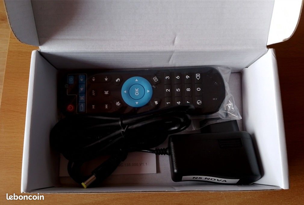 Rare Smart TV Box 4K UHD Magicsee N5 Nova Ram-4GB Rom-32GB Android 9 dans sa boite d'origine Complet avec ses Accessoires (image 8)