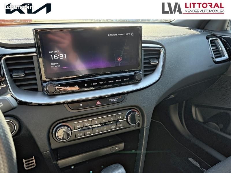 Kia ProCeed 1.5 T-GDi 140ch GT-line DCT7 (image 11)