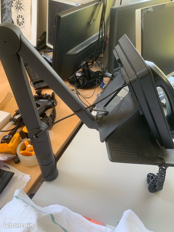 Bras articulé pour téléphone (image 1)