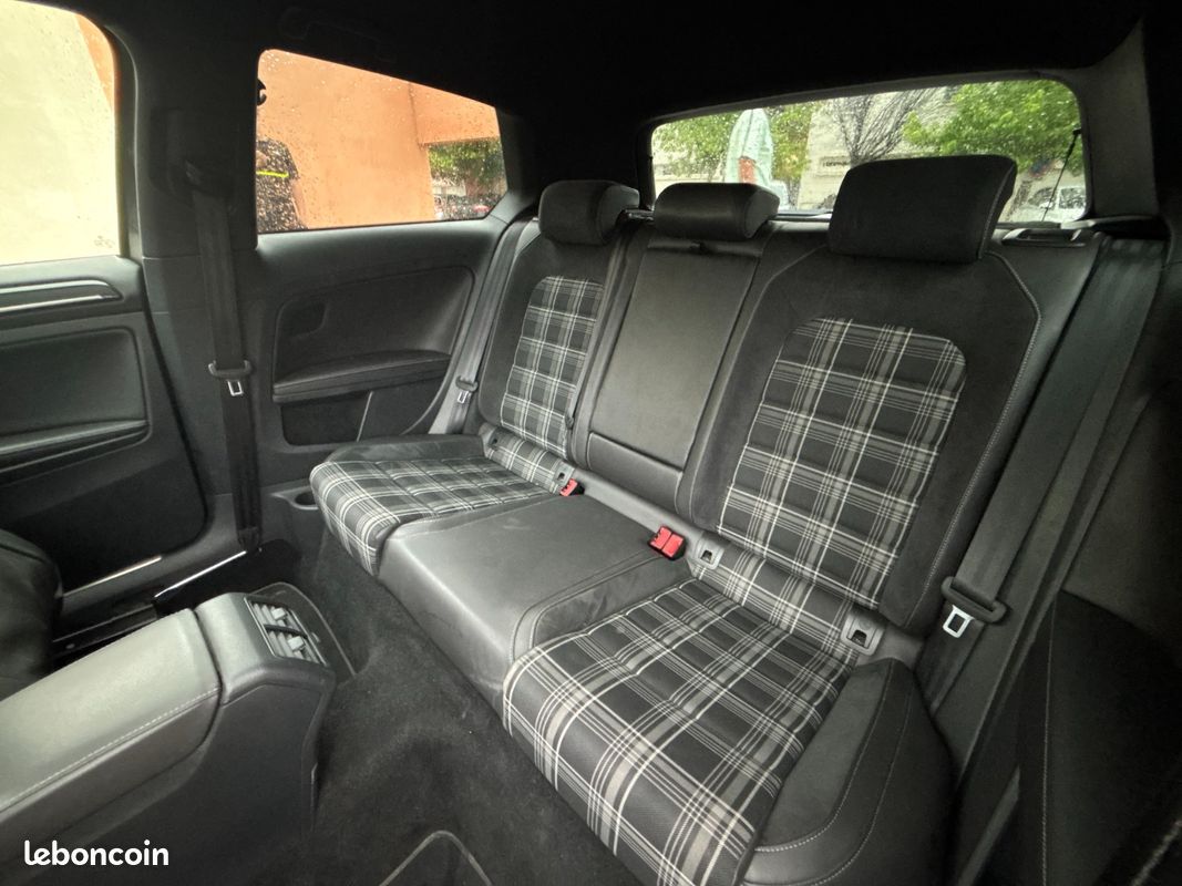 VOLKSWAGEN GOLF 2.0 TDI 184 BlueMotion Technology FAP DSG6 GTD (image 19)