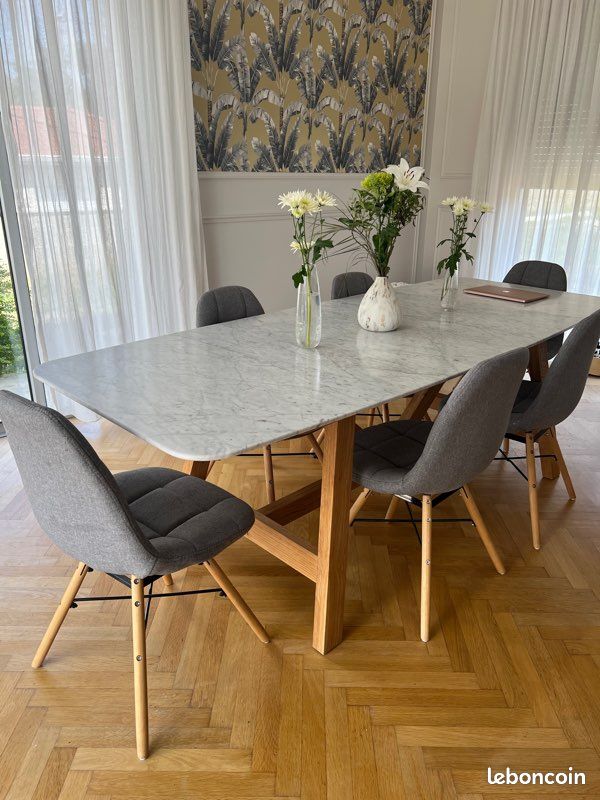Table en marbre blanc (image 2)
