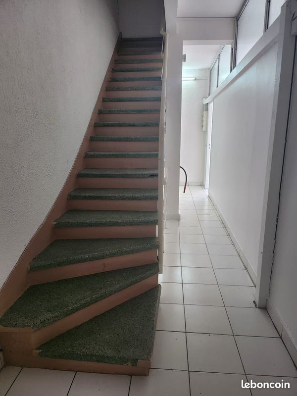 Local 240 m² Pointe-à-Pitre (image 6)