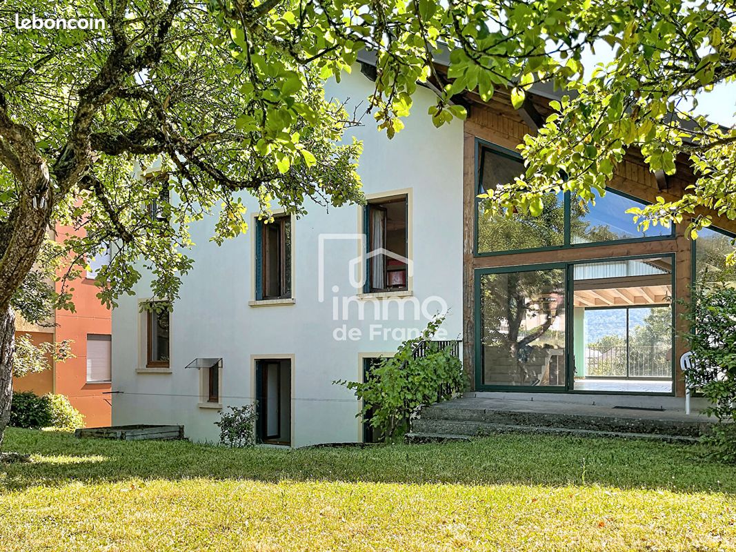 Maison 7 pièces 156 m² · à Coteaux du Lizon · 156 m² · 270 000 €