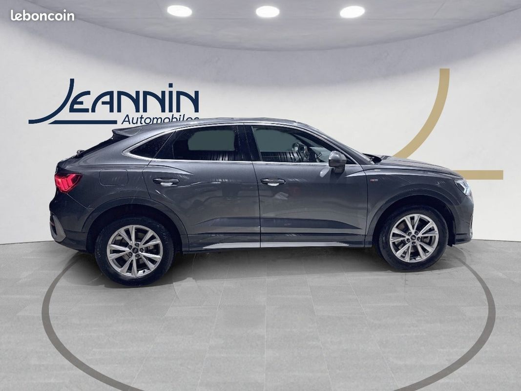 AUDI Q3 Sportback 45 TFSIe 245 ch S tronic 6 S line (image 6)