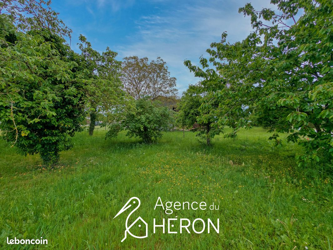 Terrain 1046 m² · à Amponville · 1 046 m² · 79 900 €