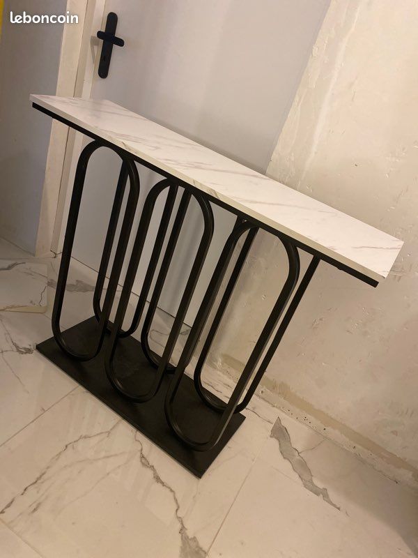 Meuble d’appoint (image 1)