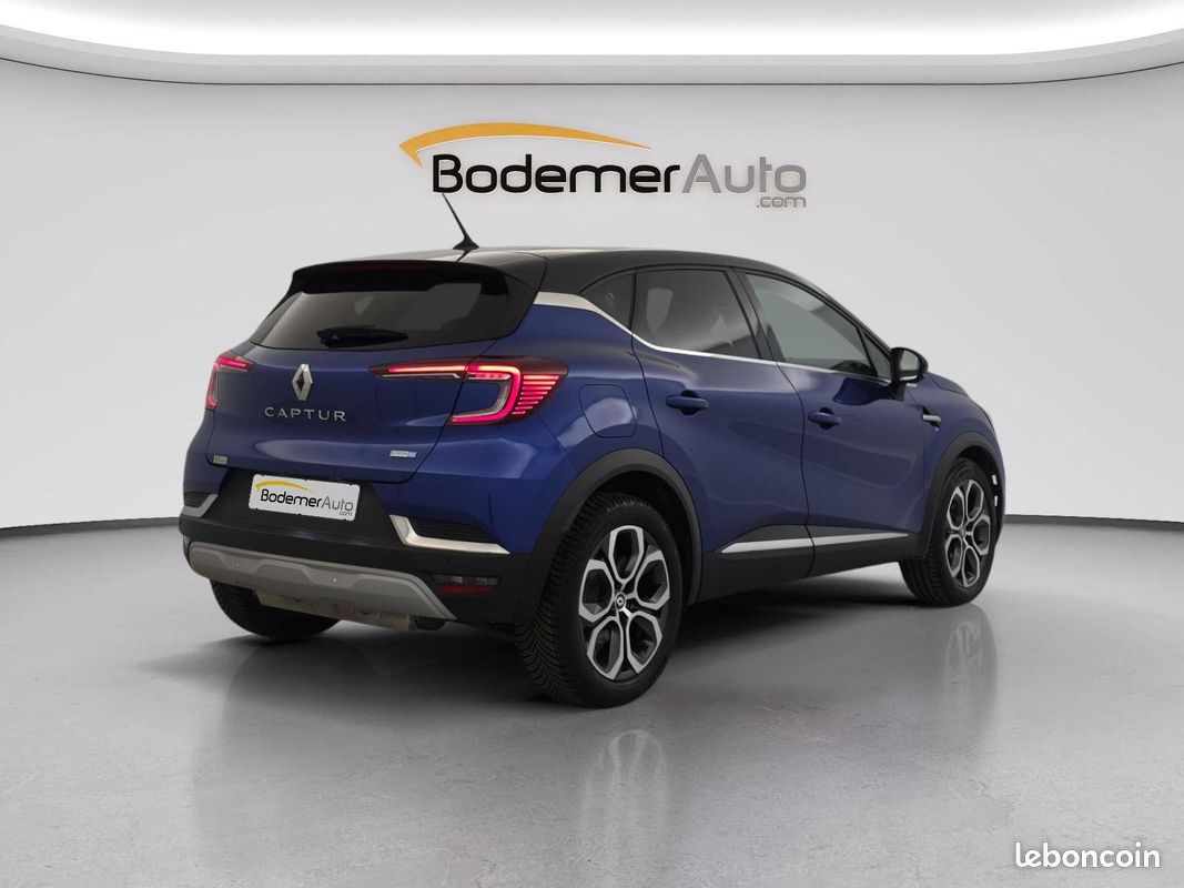 RENAULT Captur E-Tech Plug-in 160 - 21 Intens (image 5)
