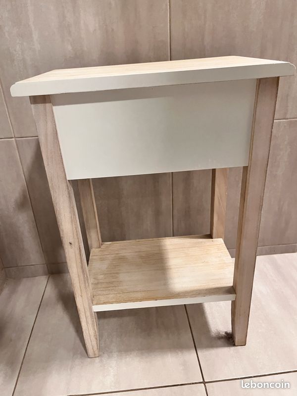 Table de chevet (image 3)
