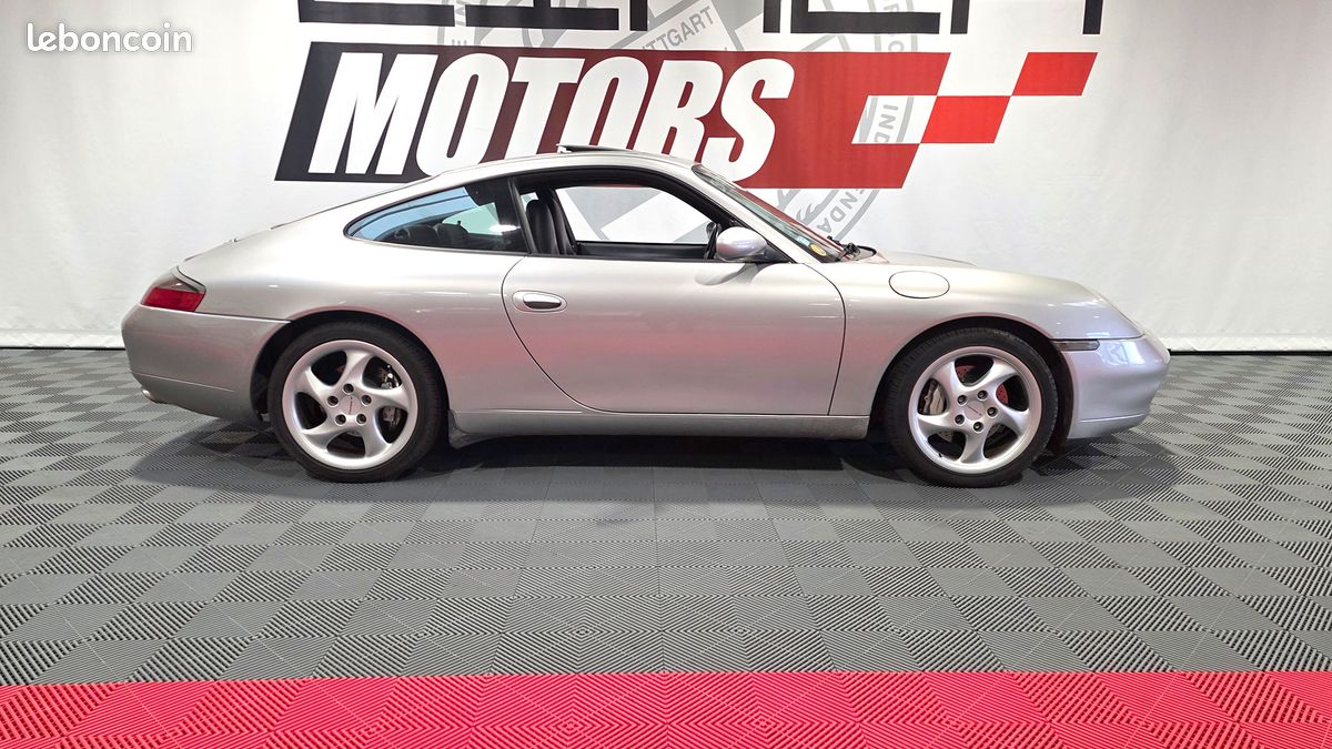 Porsche 911 - 996 carrera 4 coupe - 3.4 - 300 cv - toit ouvrant - boite meca (image 3)