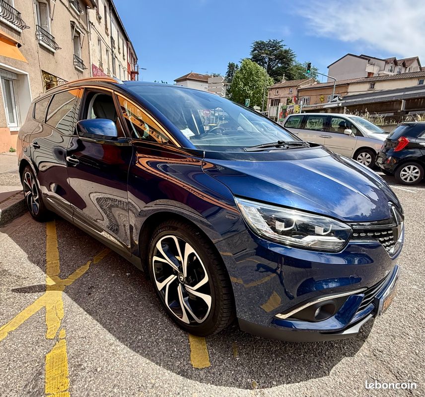 RENAULT GRAND SCENIC 1.7 BLUEDCI 150CH INITIALE PARIS- CUIR - ATTELAGE-GARANTIe (image 13)