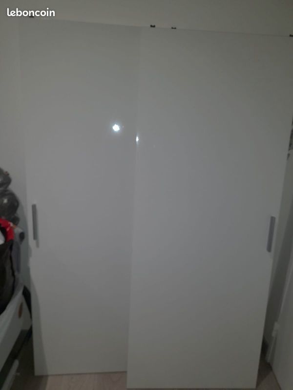 Portes d’armoire/dressing blanches lacquées (image 1)