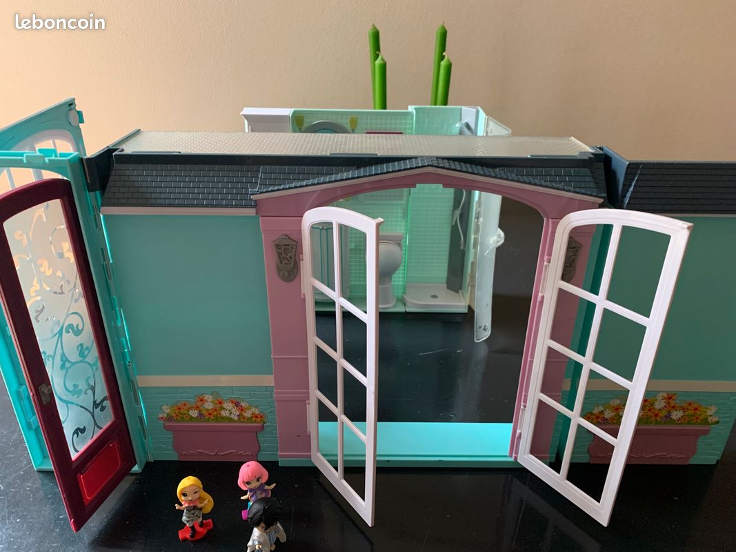 Maison miniature de poupée (image 3)