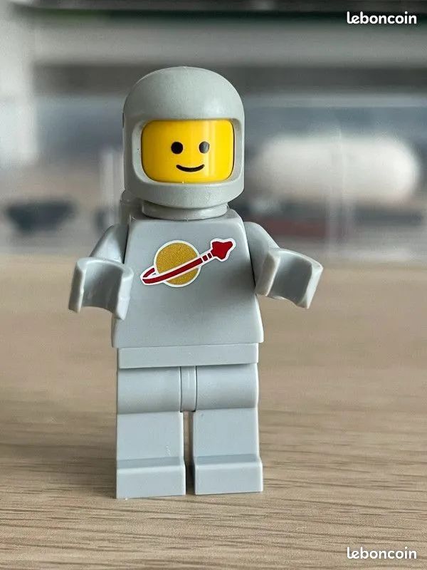 Lego Grey Spaceman Space Astronaut Lego Grey Spaceman Lego Grey