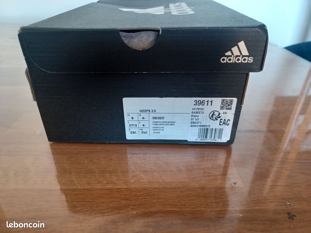 Baskets Adidas neuves (image 10)