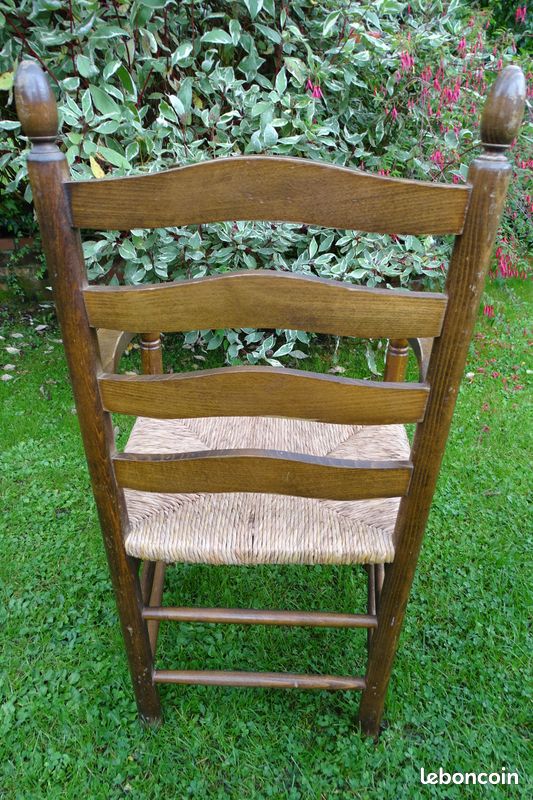 Grand fauteuil large en bois et assise en paille (image 7)