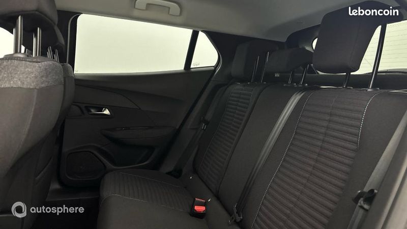 Peugeot 2008 1.5 BlueHDi 110ch S&S Style (image 13)