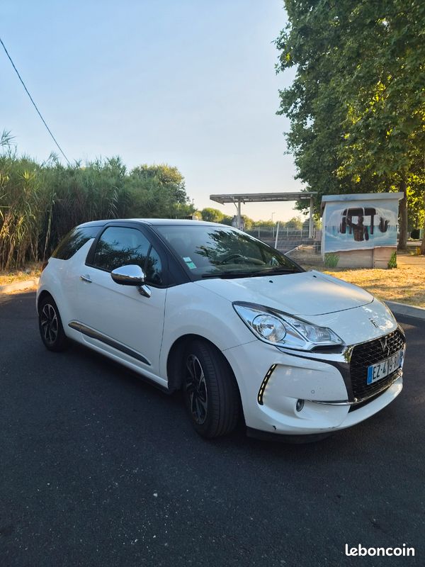 Citroën DS3 CONNECTED 110CV 2018 TBE (image 2)