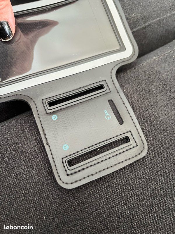 Brassard sport smartphone – Réglable & réfléchissant (image 3)