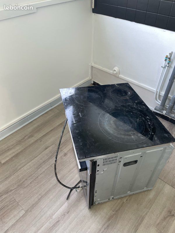 URGENT Four et plaque de cuisson beko (image 3)