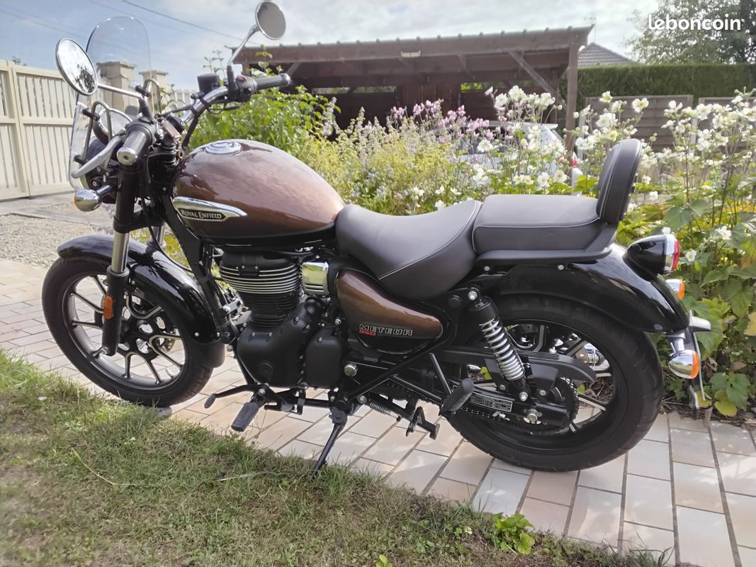 Royal Enfield 350 (image 1)
