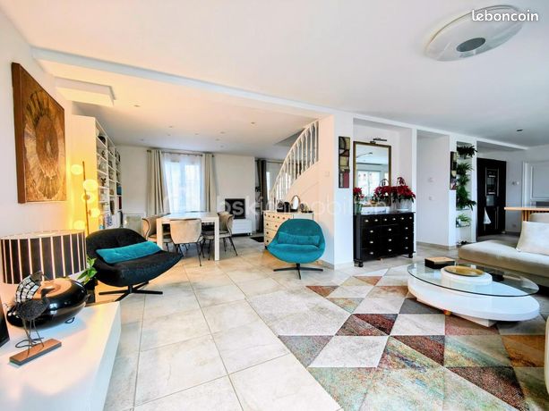 Maison 9 pièces 160 m²