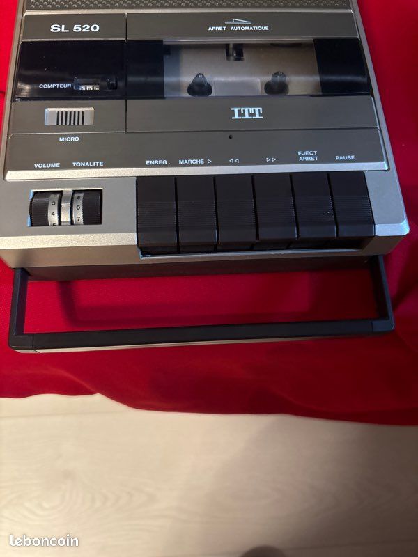 ② Magnétophone à cassettes Vintage ITT SL 520 - Années 70 - Enregistreurs audio ② Magnétophone à cassettes Vintage ITT SL 520 - Années 70 - Enregistreurs audio