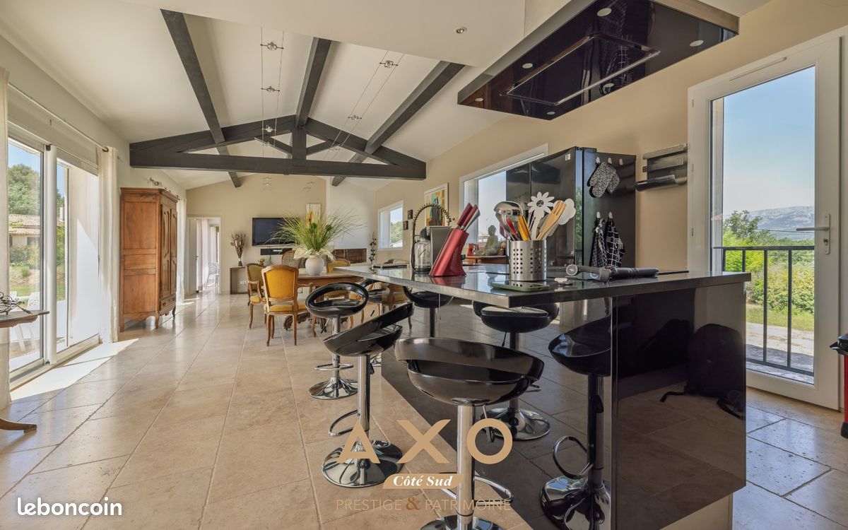 Maison 8 pièces 220 m² (image 9)