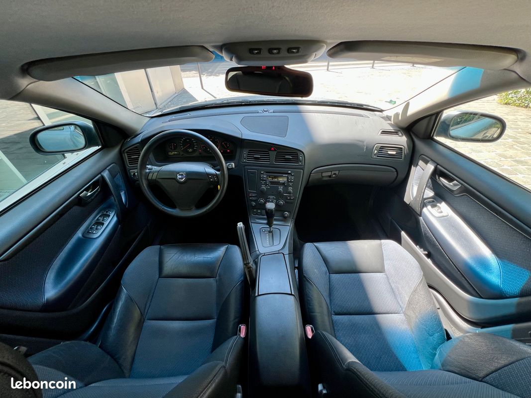 Volvo S60 2.4I 20V 140 CV OPTIMUM BVA SECONDE MAIN GARANTIE 6 MOIS EUROPE AGRÉE VOLVO (image 2)