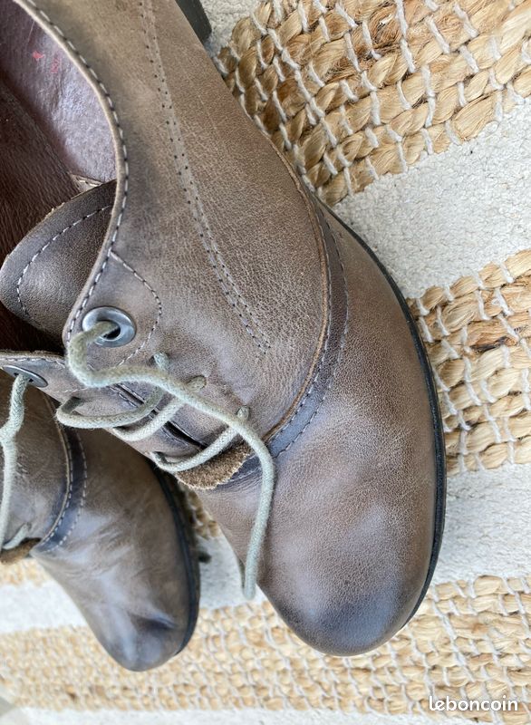 Bottines en cuir taupe - Pikolinos (image 2)
