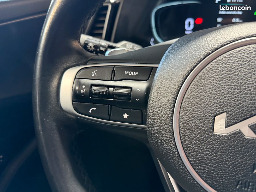 Kia SPORTAGE V (SVK) 1.6 T-GDI 16V 230 Hybrid 4x2 179 cv Boîte auto (image 20)