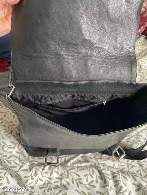 Sacoche cuir (image 3)