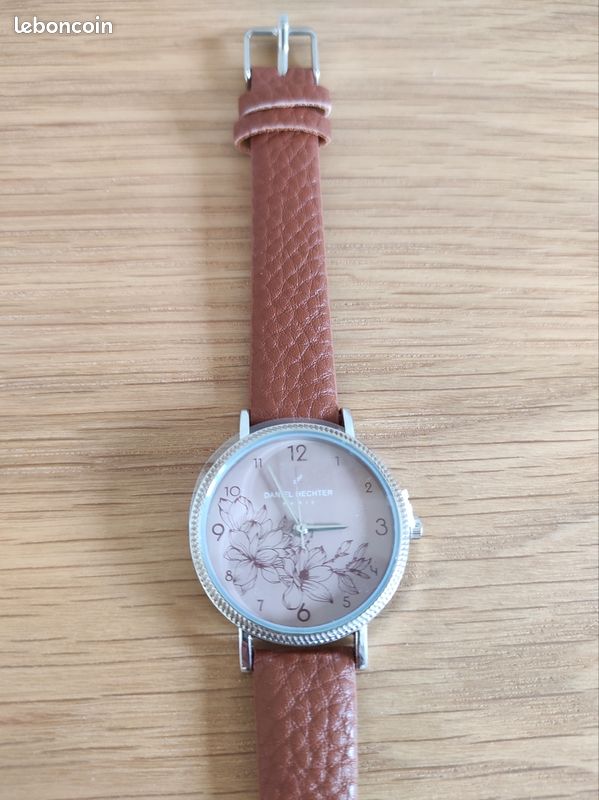 Daisy Montre À Quartz Pour Femme Avec Bracelet En Cuir Motif Floral
