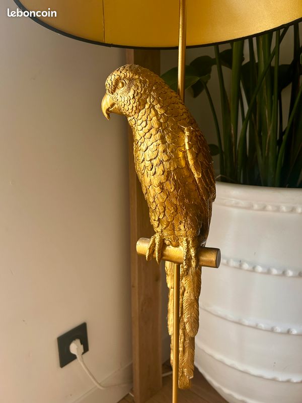 Lampe De Table Ancienne - XIXème Siècle - Monture En Bronze - Décor De Perroquet