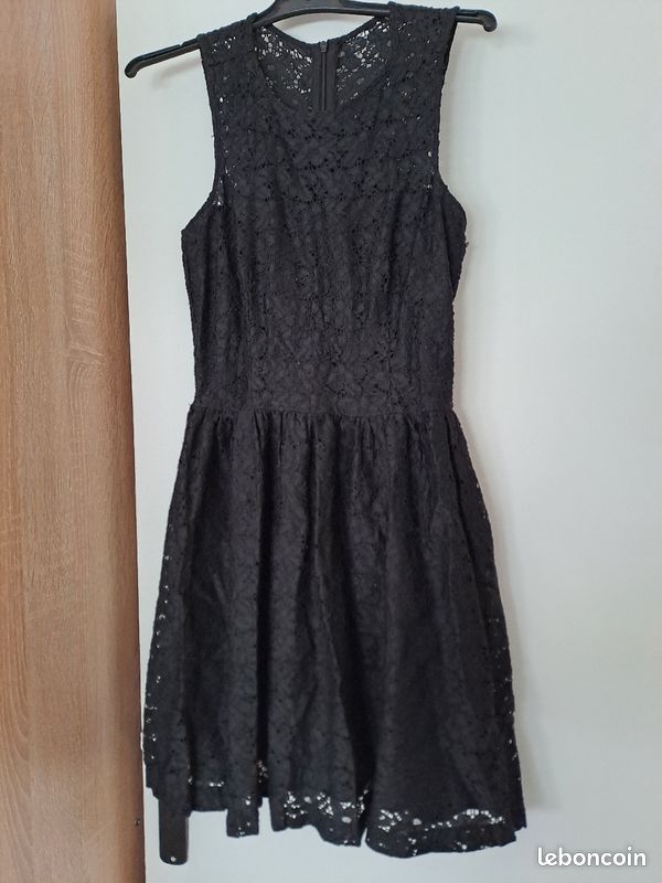 Une robe (image 1)