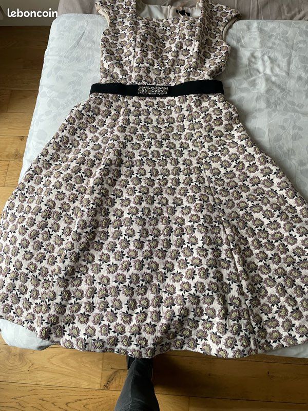 Robe femme en très bon état (image 13)