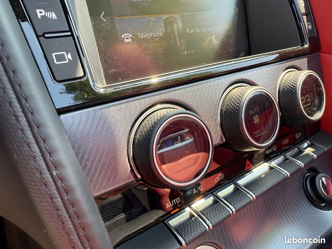JAGUAR F-TYPE ROADSTER 2.0 T P300 R-DYNAMIC BVA FACELIFT FULL OPTIONS PAS DE MALUS SUPERBe (image 35)