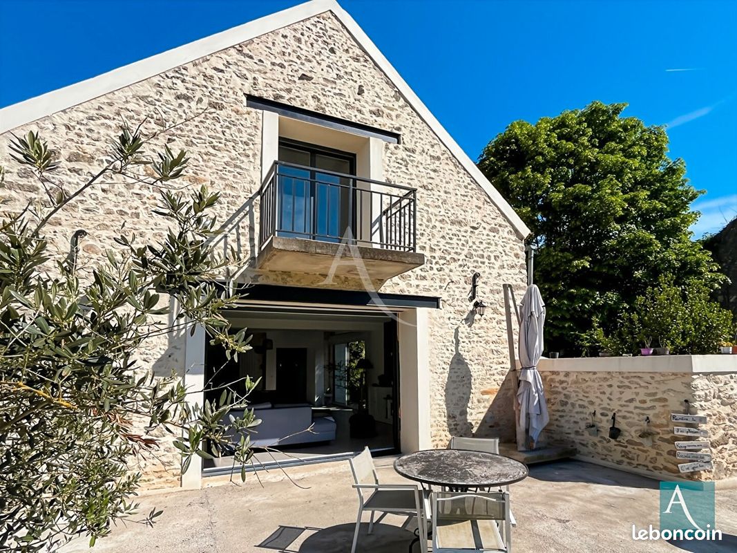 Maison 5 pièces 187 m² · à Saclas · 187 m² · 430 560 €