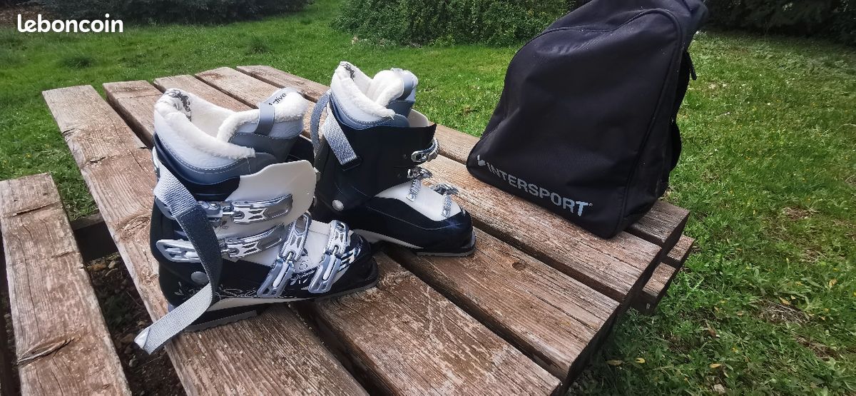 Chaussure de ski (image 1)
