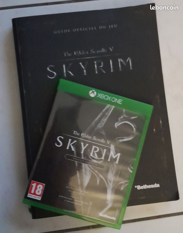 Jeu XBox One SKYRIM + Guide Officiel du jeu avec carte (image 1)