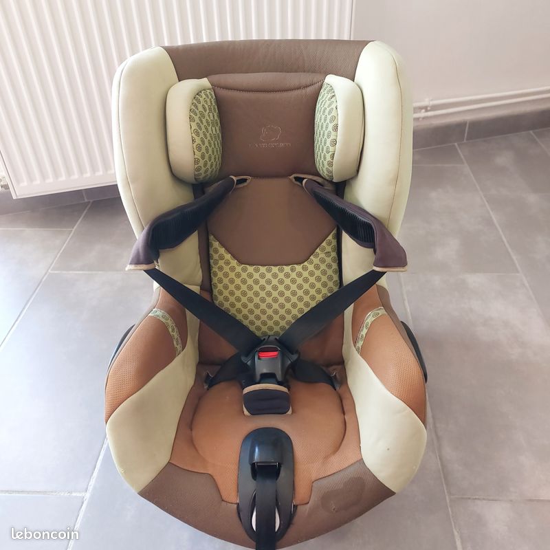 Siège auto Pivotant Axiss Bébé Confort (image 6)
